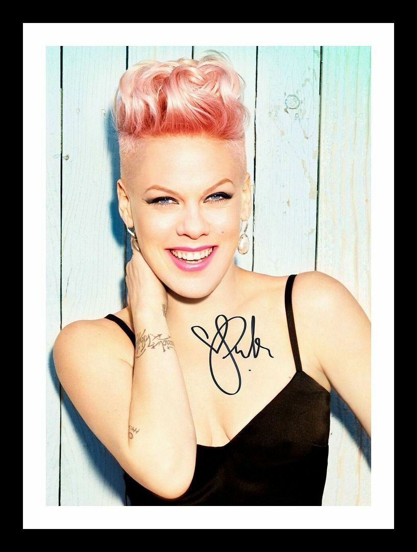 Pink Autograph Signed & Framed Photo Poster painting 2