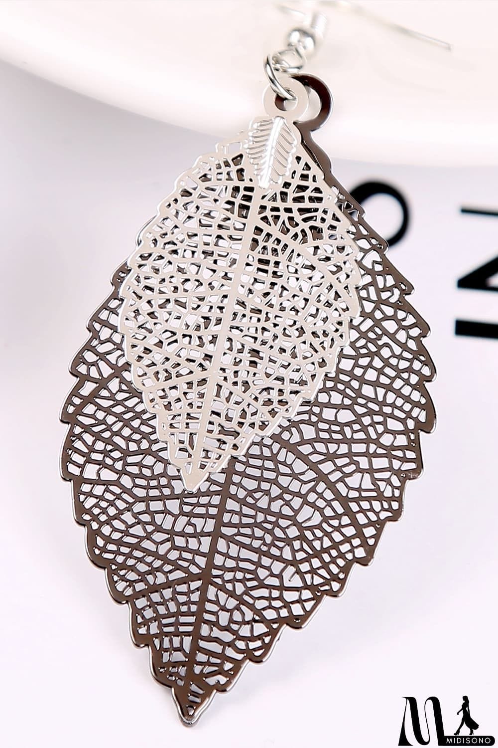 MidiSono - Leaf Shape Dangle Earrings