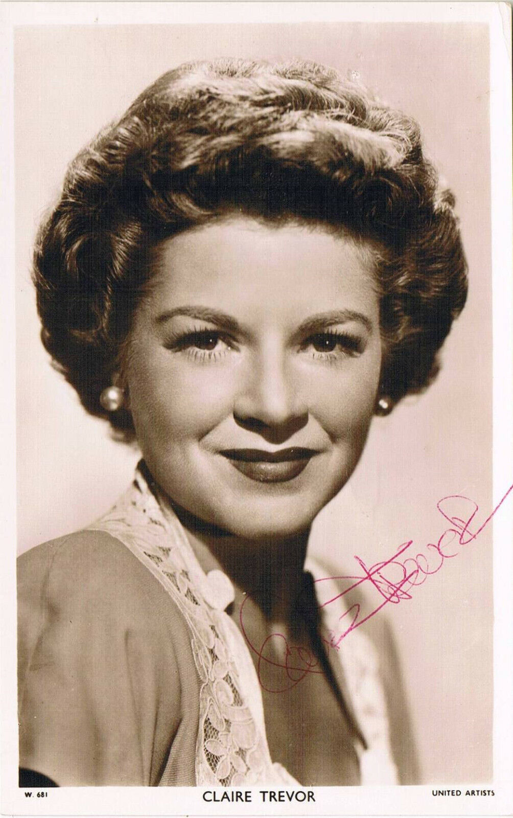 Claire Trevor 1910-2000 autograph signed postcard Photo Poster painting 3.5x5.5