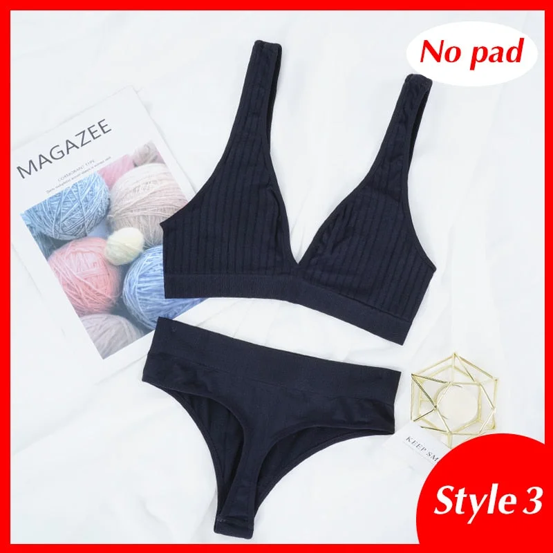 Women Seamless Bra Set Sexy Thong Low Waist Panties Wire Free Bra Push Up Bralette Lingerie Deep V Backless Underwear Set