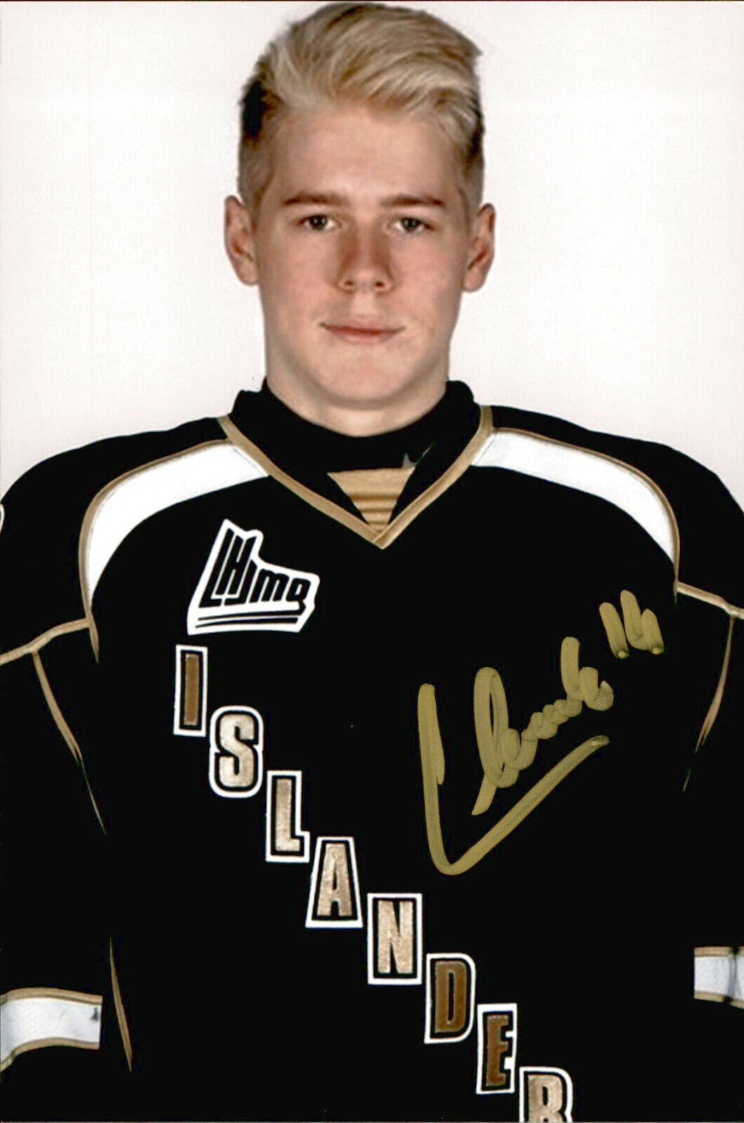 Filip Chlapik SIGNED 4x6 Photo Poster painting CHARLOTTETOWN ISLANDERS / OTTAWA SENATORS #2