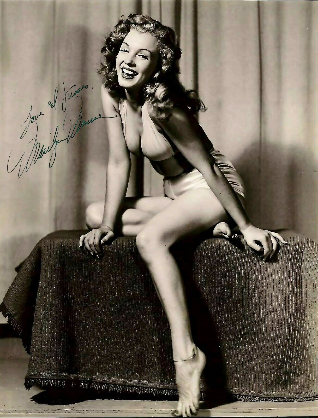 MARILYN MONROE NAKED SIGNED AUTOGRAPH SIGNATURE 8.5X11 Photo Poster painting PICTURE REPRINT