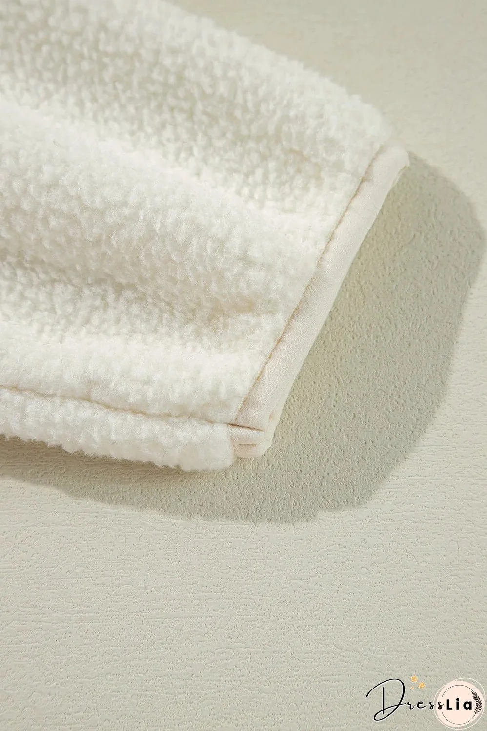 White Fleece Placket Turn-down Collar Drop Shoulder Sweatshirt