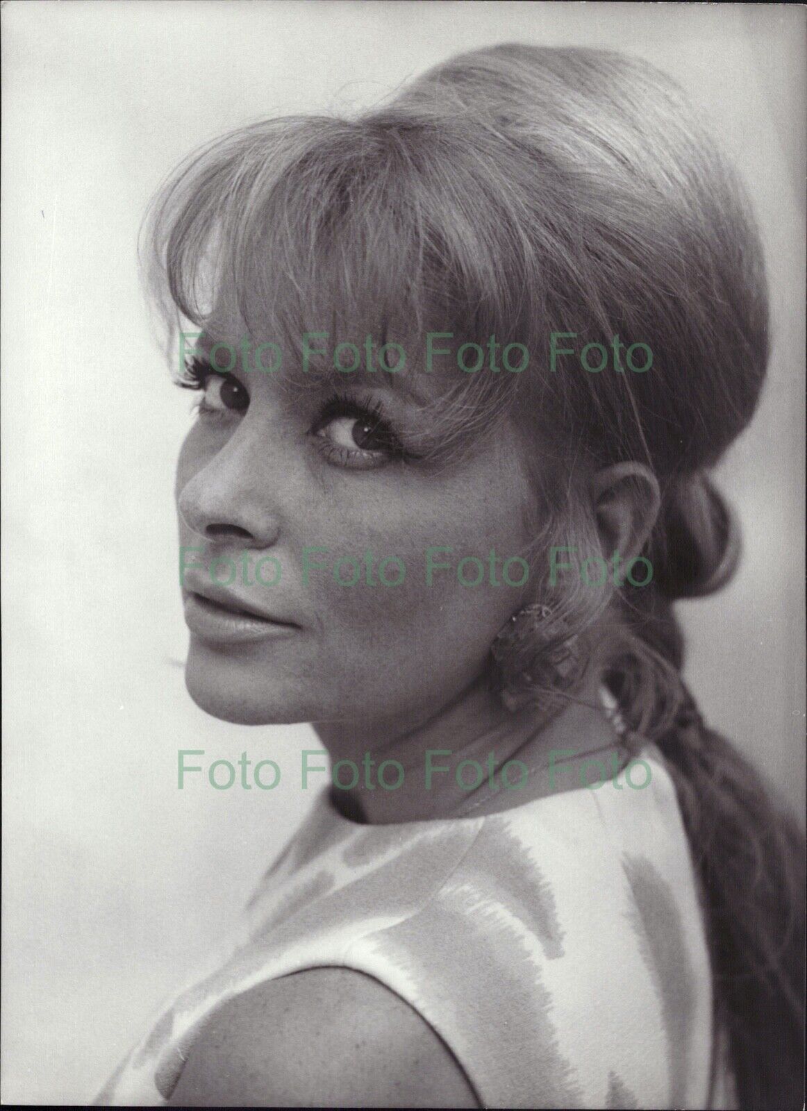 Eva Christian Film TV Vintage Press Photo Poster painting R?hnert (UN-275