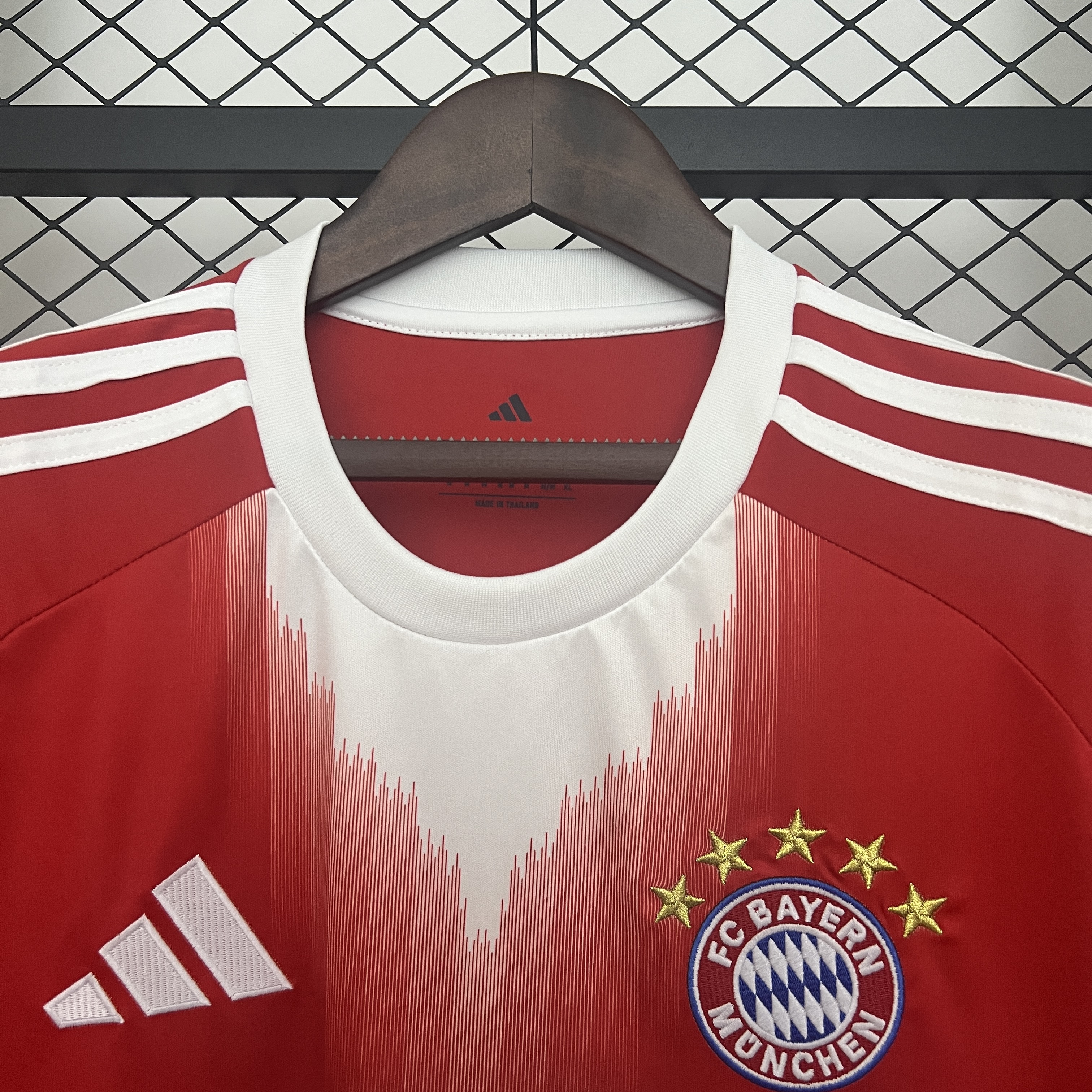 25/26 Bayern Munich Home Football shirt 1:1 Thai Quality