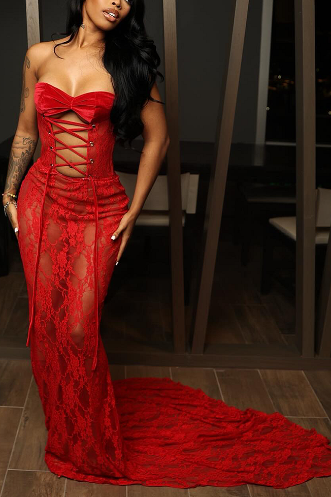 Sexy Cutout Lace Up Strapless Slim Fit Mermaid Hem Lace Maxi Dresses
