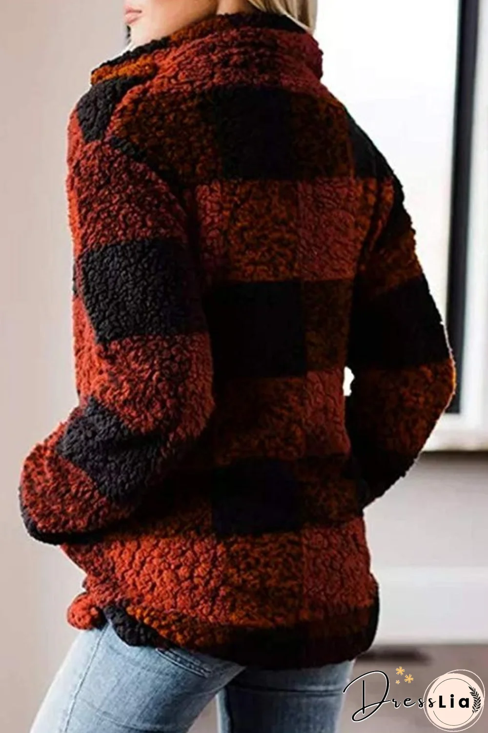 Cube Fluffy Double Pockets Sweatshirt