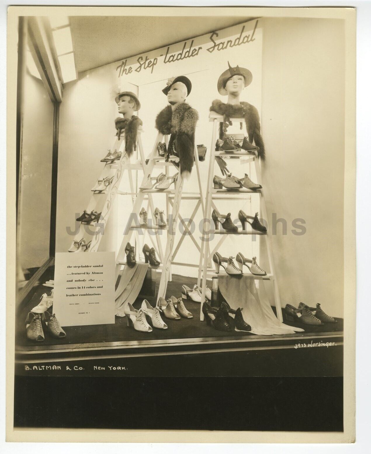 B. Altman & Co. NYC Fashion Mannequin Window Display Vintage 8x10 Photo Poster painting (1940s)