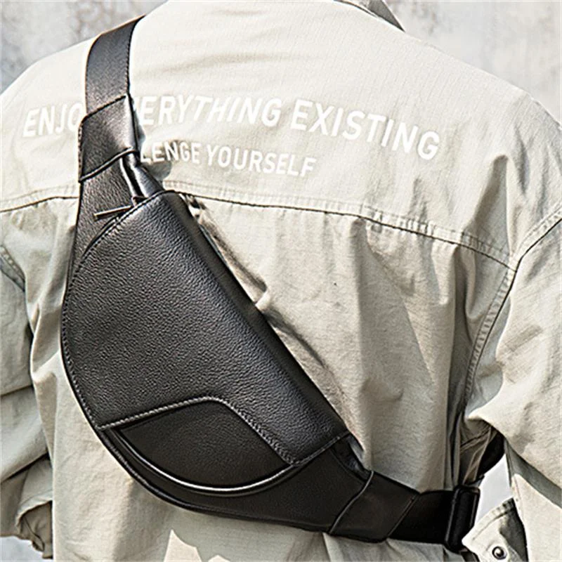 Men's High Quality Crossbody Bag Retro Leather Adjustable Shoulder Strap Waist Bag