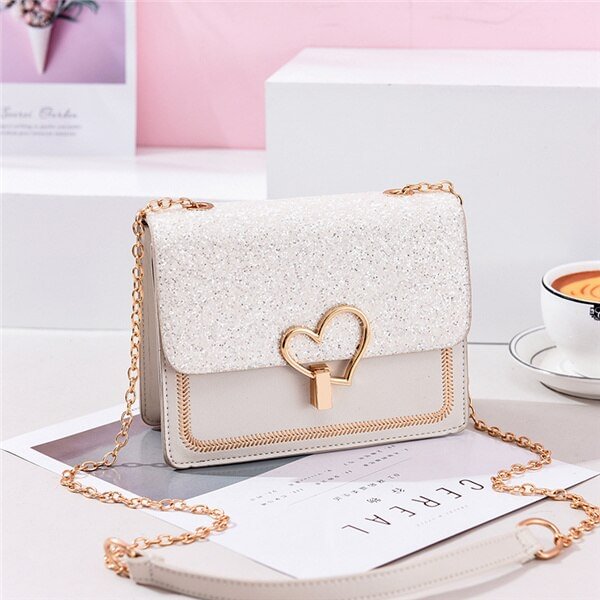 Trendy Sequin Pu Leather Female Bag with Metal Love Shape Lock Girls Chain Messenger Shoulder Bag Small Flap Purse New Arrival