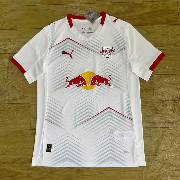 25/26 Leipzig home fans edition