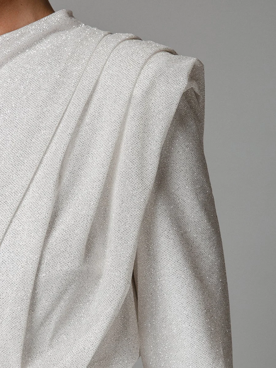 Elegant and shiny long-sleeved mini party dress