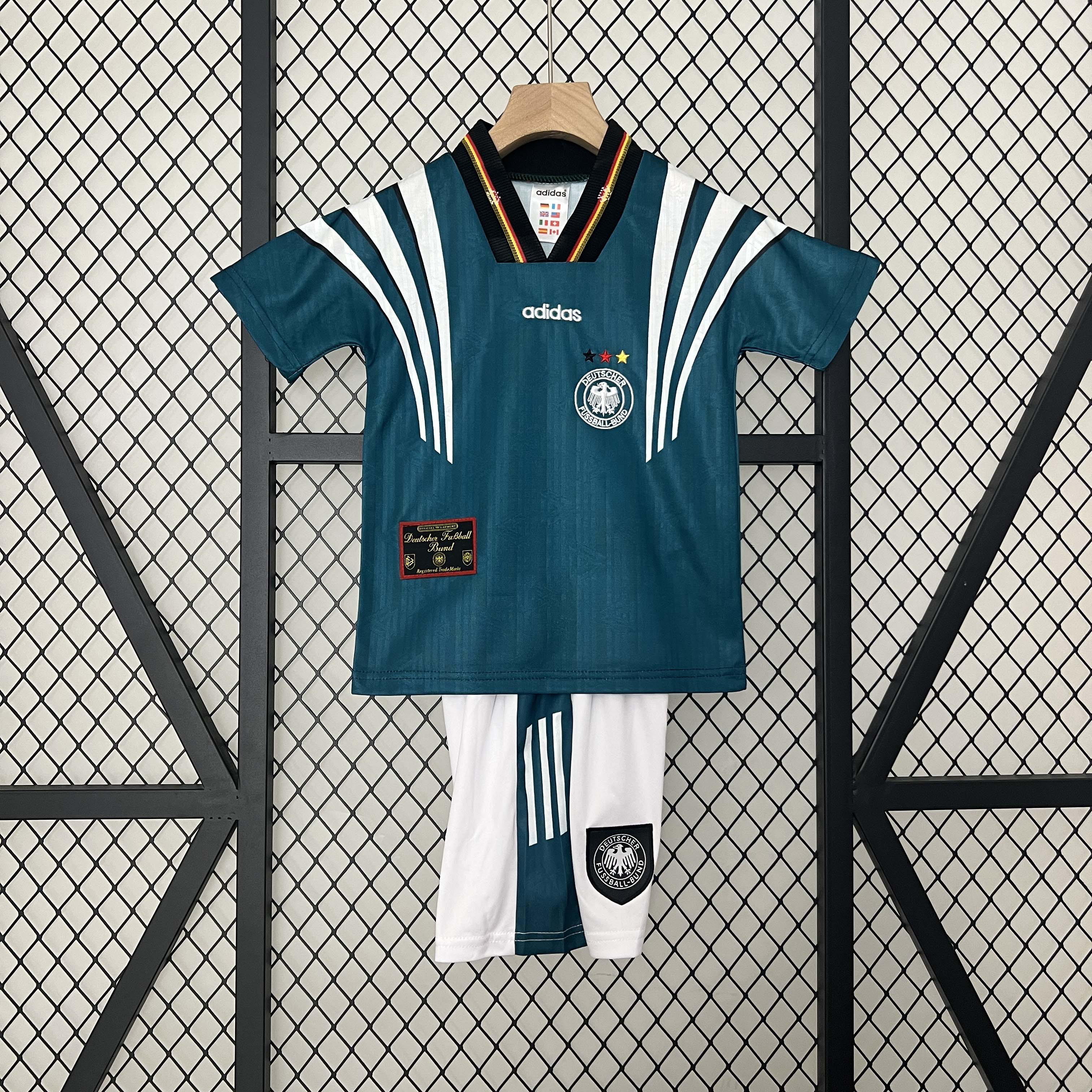 Retro kids Germany 1996 homeFootball Shirt 1:1 Thai Quality