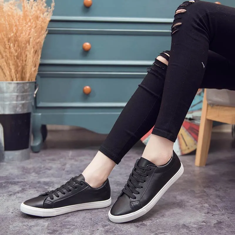 2022 new spring tenis feminino lace-up white shoes woman PU Leather &amp; Canvas solid color female shoes casual white sneakers