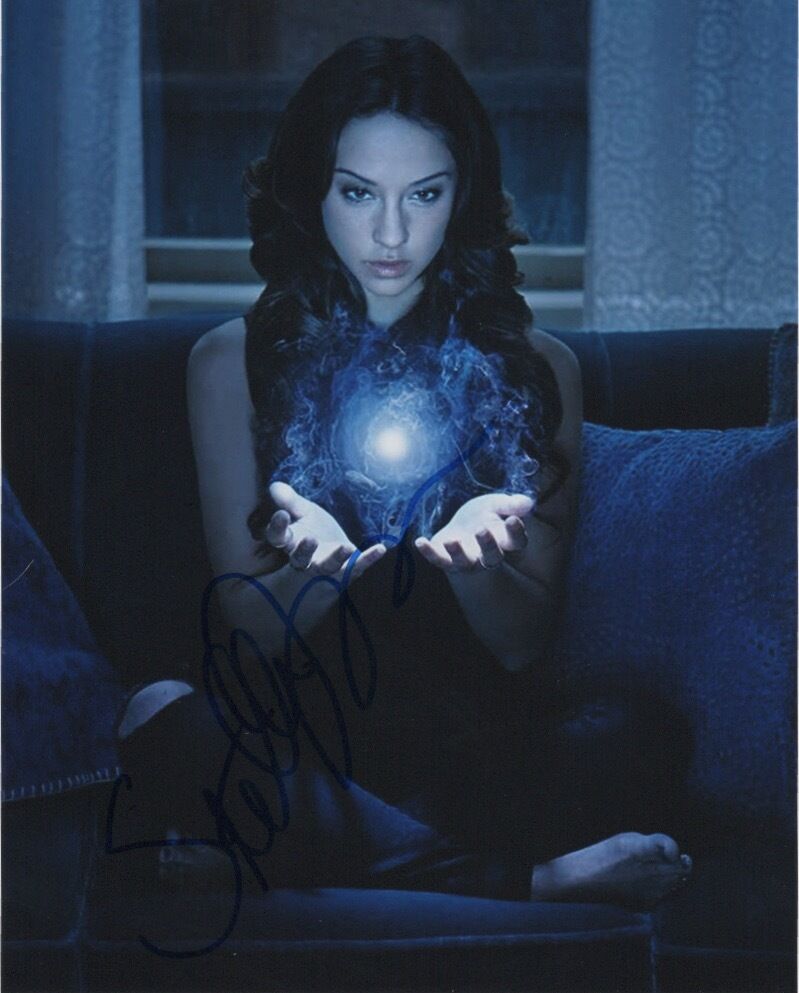 Stella Maeve Magicians Autographed Signed 8x10 Photo Poster painting COA