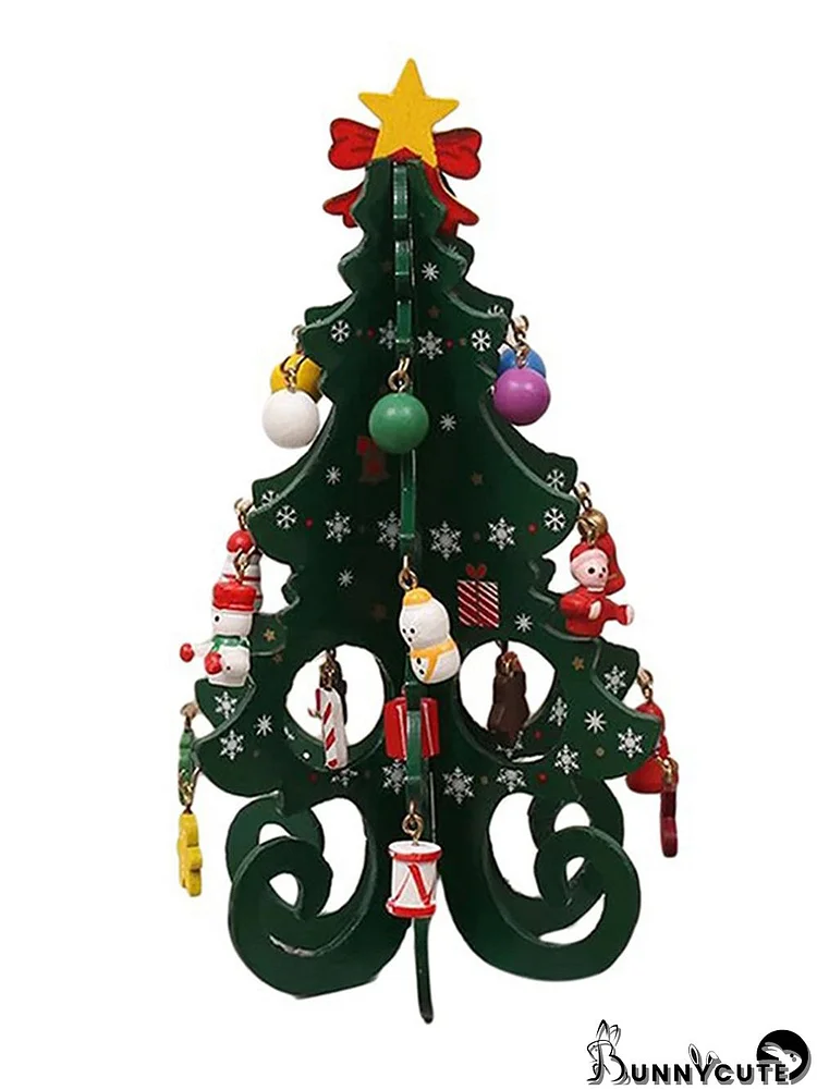 Christmas Six-Piece Tree With Small Pendants