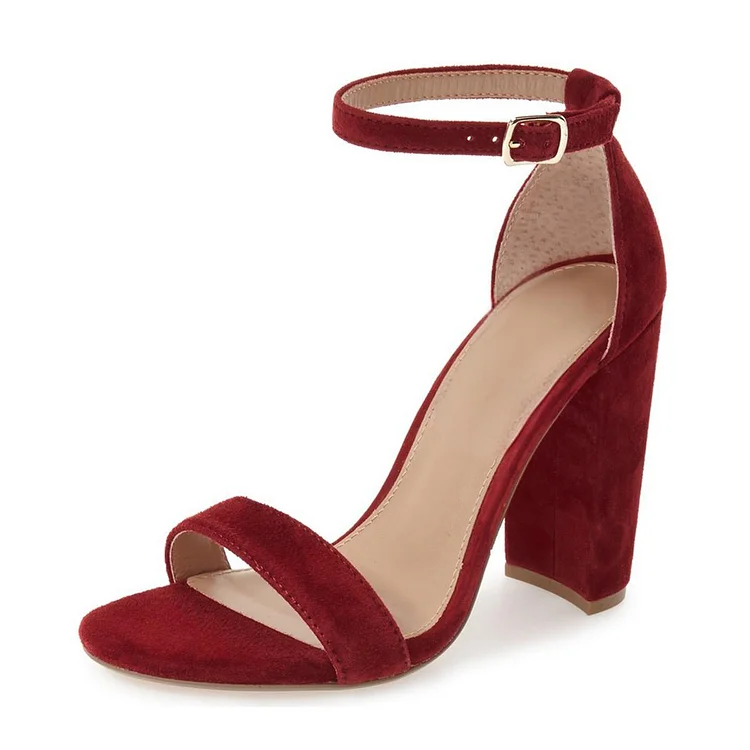 Escarpins en daim rouge avec talon bloc et bride à la cheville Flusfy