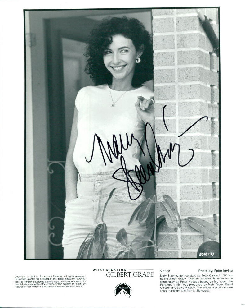 Mary Steenburgen (What's Eating Gilbert Grape) signed 8x10 Photo Poster painting COA