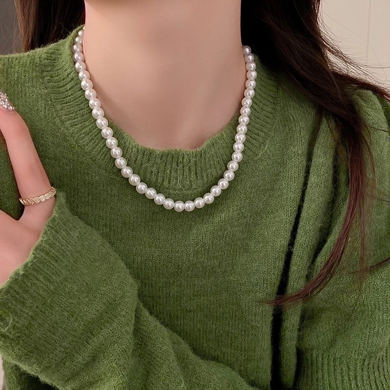 Retro Geometric Pearl Necklace