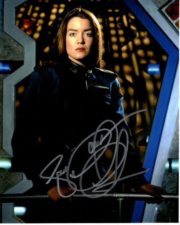 CLAUDIA CHRISTIAN signed autographed BABYLON 5 SUSAN IVANOVA 8x10 Photo Poster painting