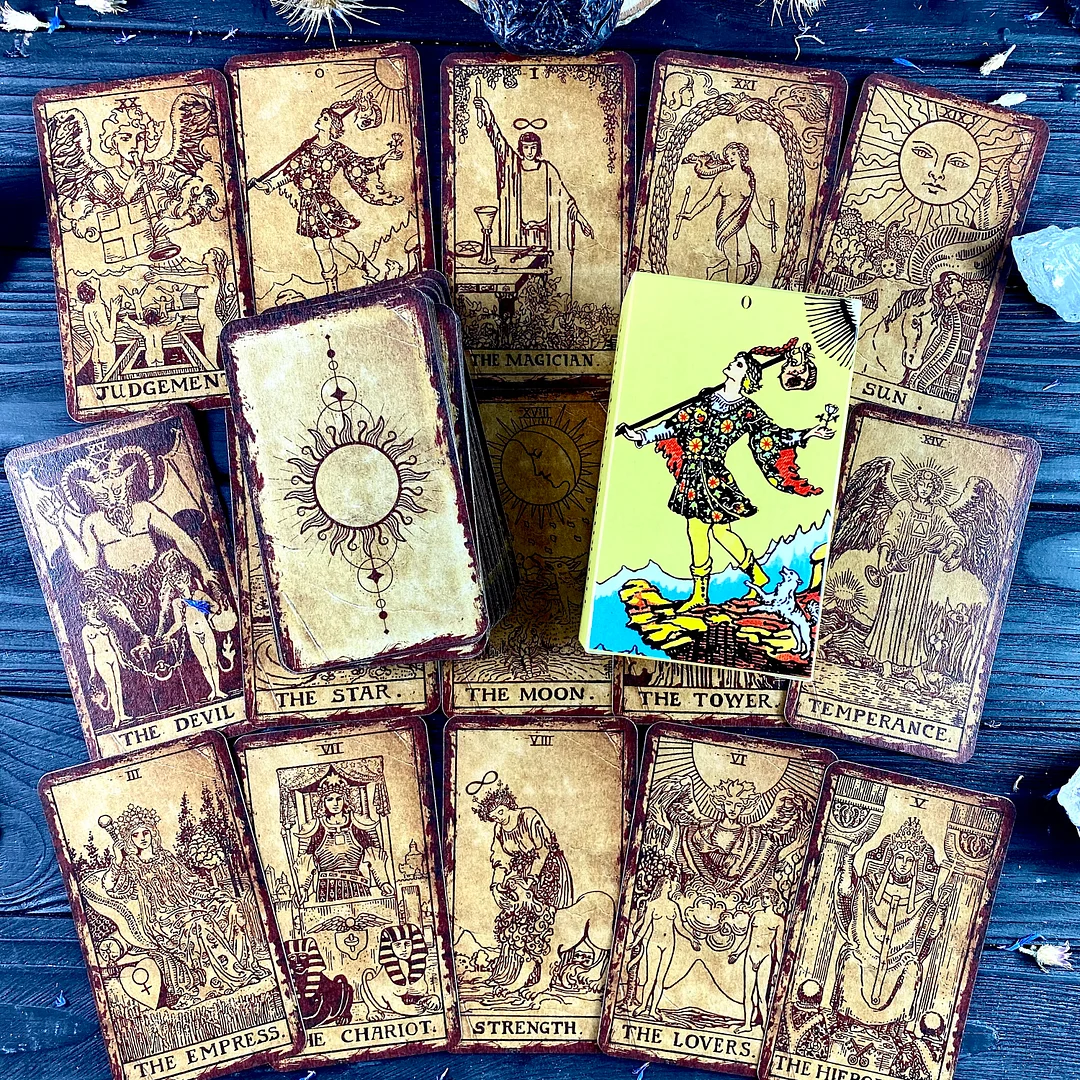 VintageTarot Deck