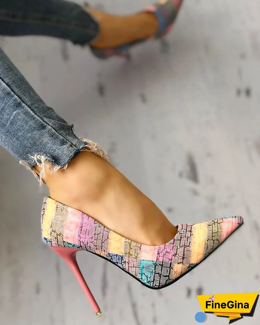 Contrast Color Pointed Toe Thin Heels