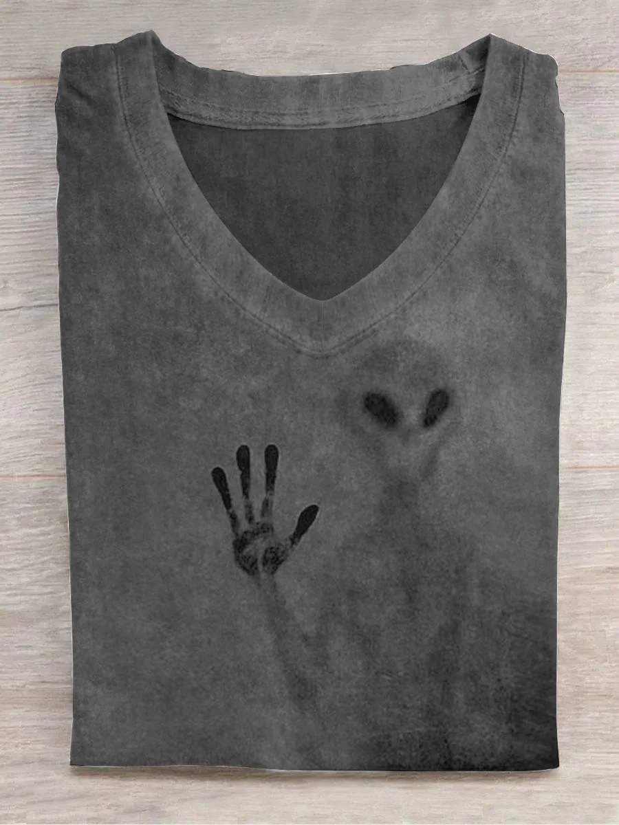 Eagerlys Dark Style Alien Shadow V-neck T-shirt Eagerlys
