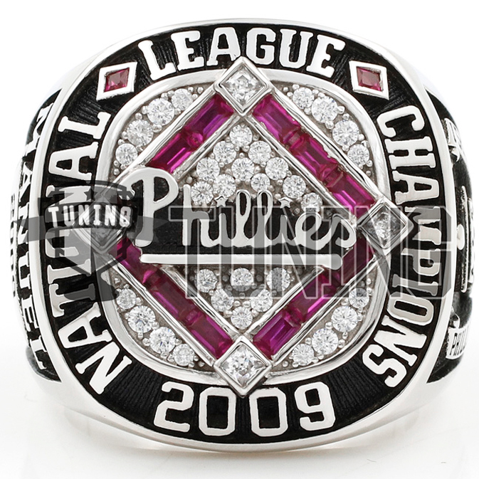 Phillies receive National League Championship rings 