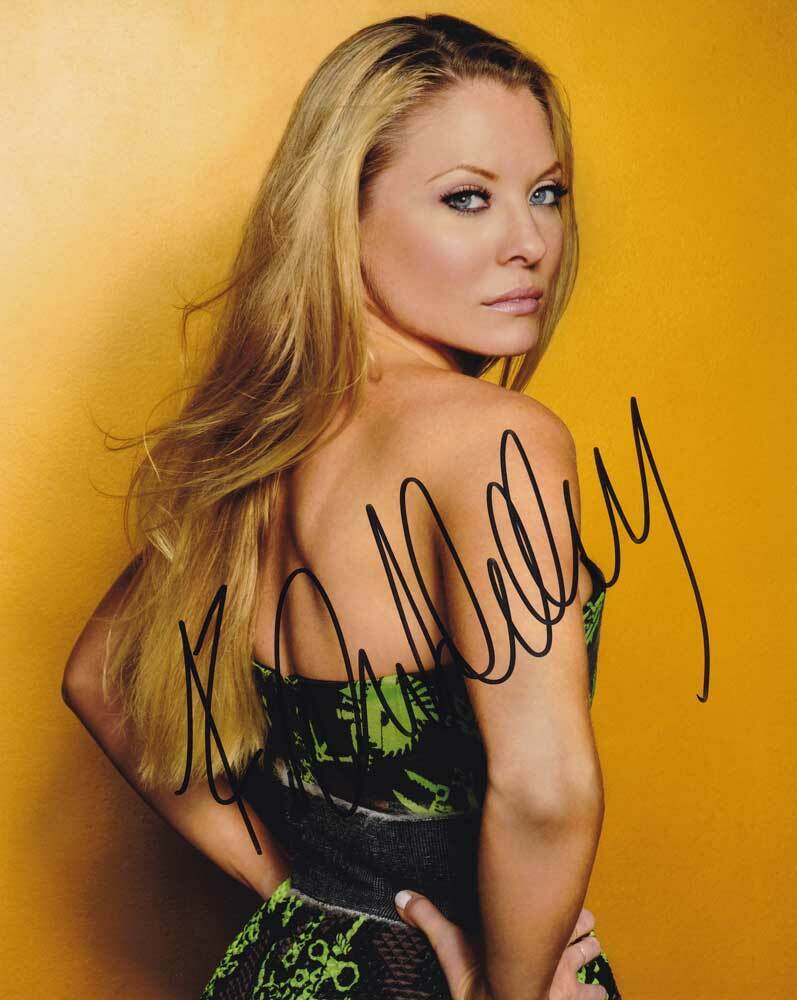 Kaitlin Doubleday In-person AUTHENTIC Autographed Photo Poster painting SHA #79770