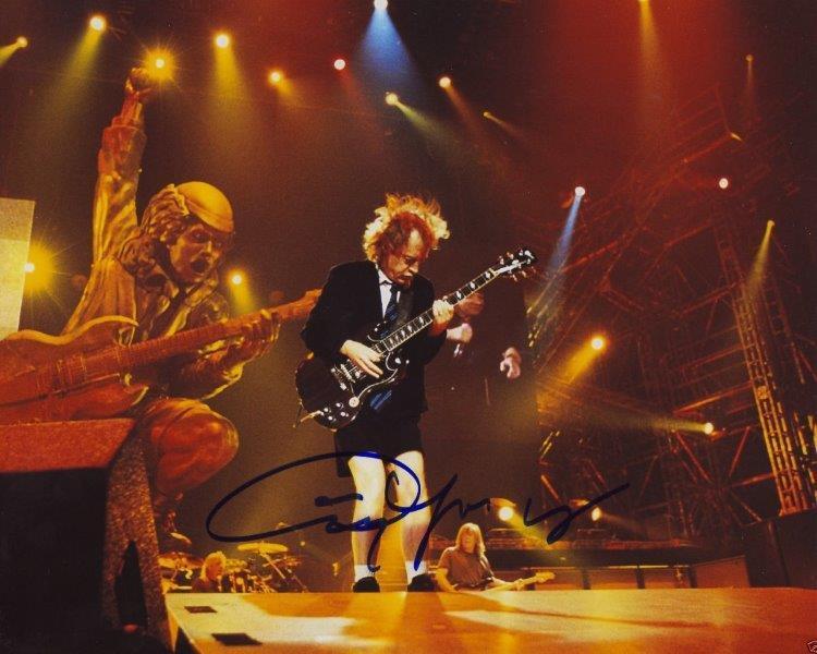 REPRINT - AC/DC ANGUS YOUNG Autographed Signed 8 x 10 Glossy Photo Poster painting Poster ACDC