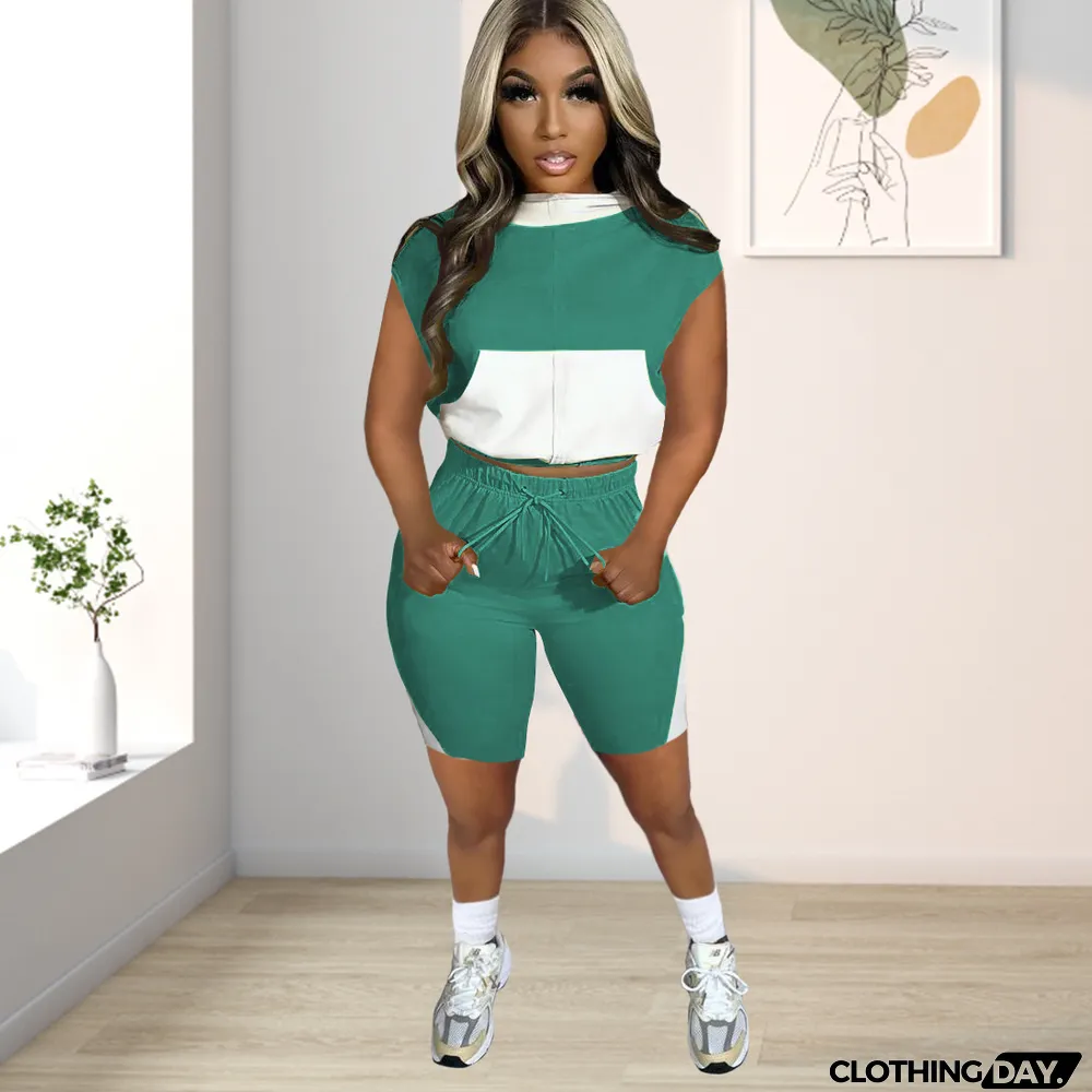 Contrast Color Hooded Sweatshirt Shorts 2 Piece Set