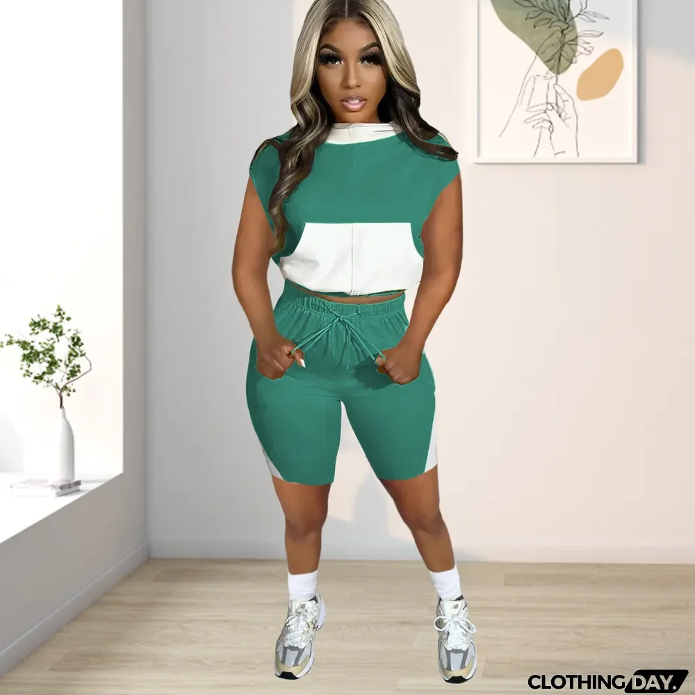 Contrast Color Hooded Sweatshirt Shorts 2 Piece Set