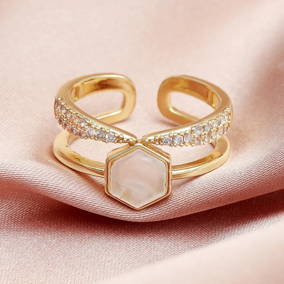 Zirconia Geometric Gold-Plated Ring
