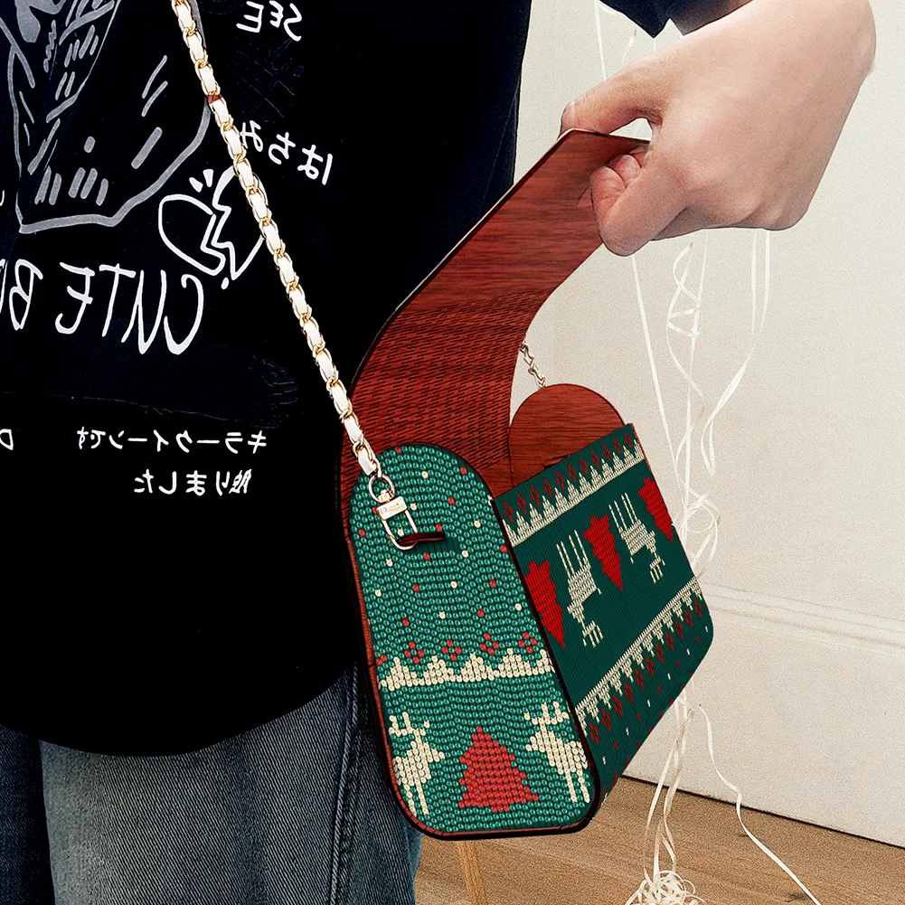 DIY Elk Diamond Art Wooden Coin Pouch with Chain 5D Diamond Painting Purse