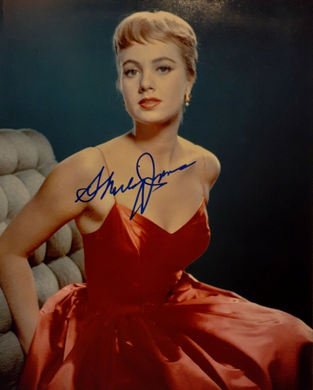 Shirley Jones signed 8x10