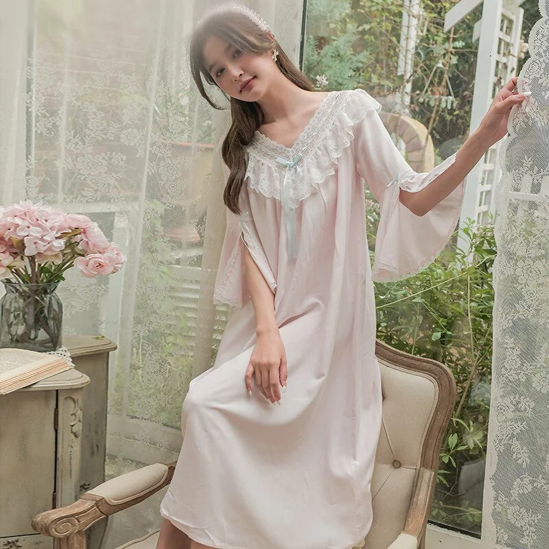 Lolita Cotton Sleepwear Court Style Princess Nightgown Home Dress Sweet Flare Sleeve Sleepshirt  V-Neck Lace  Casual Outwear