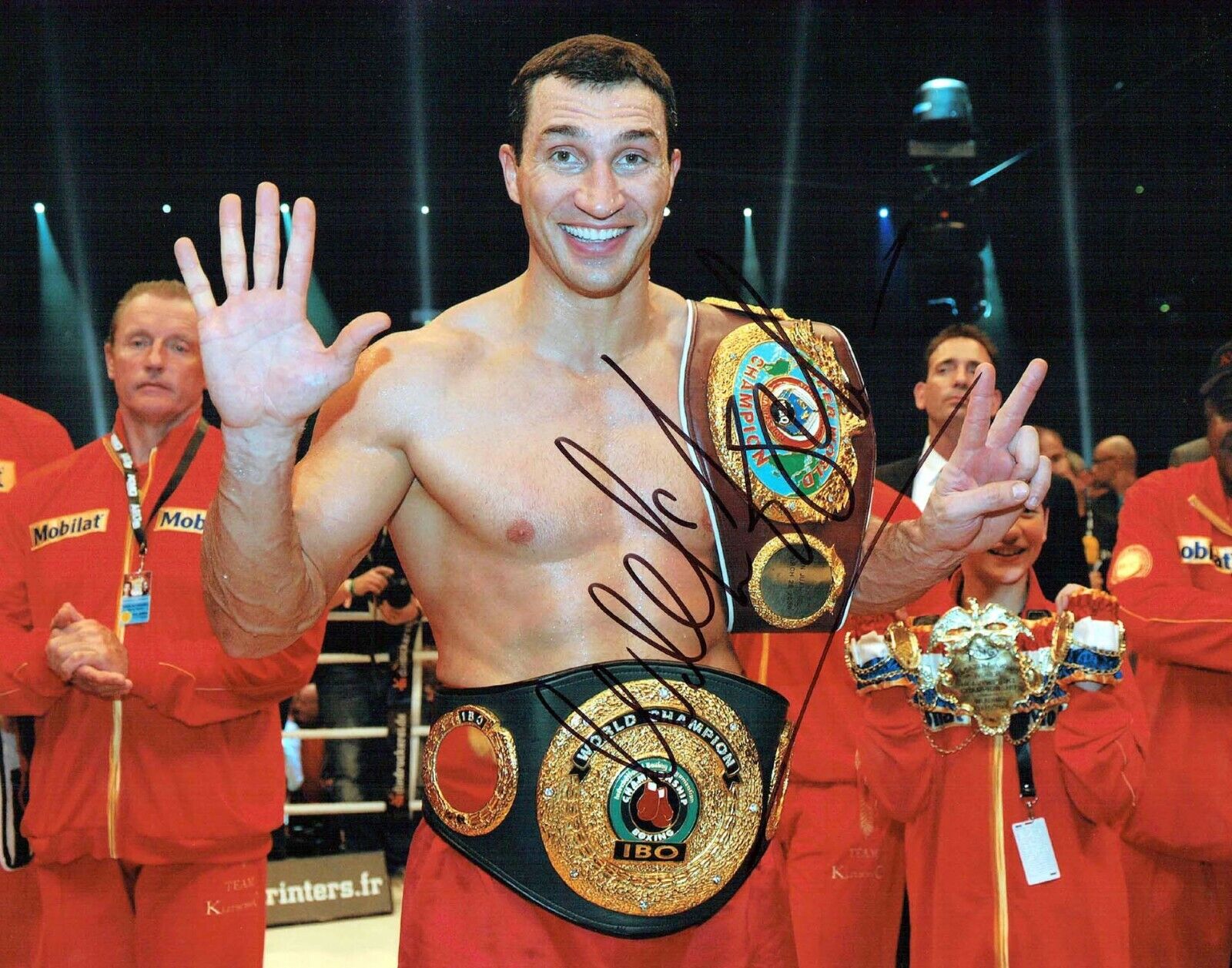 Wladimir KLITSCHKO Champion Boxer Signed 14x11 Photo Poster painting 2 AFTAL COA Dr Steelhammer