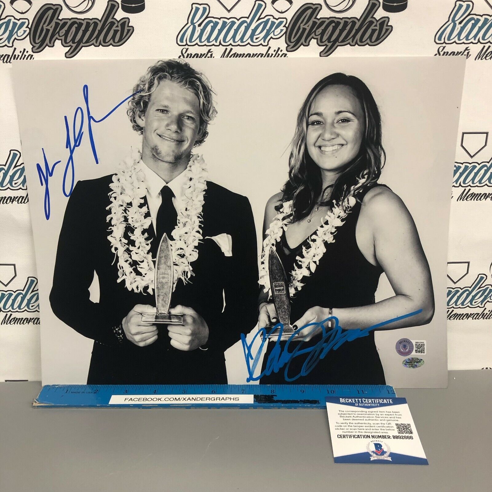 JOHN FLORENCE CARISSA MOORE SIGNED AUTOGRAPHED 11X14 Photo Poster paintingGRAPH-BECKETT COA BAS