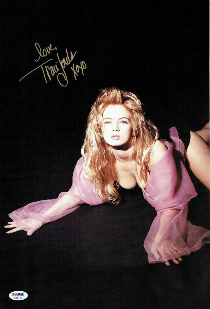 Traci Lords Signed Sexy Calendar Shoot Autographed 11x17 Photo Poster painting PSA/DNA #X61451