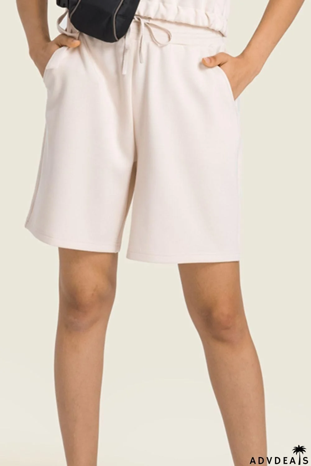 Drawstring Elastic Waist Sports Bermuda Shorts