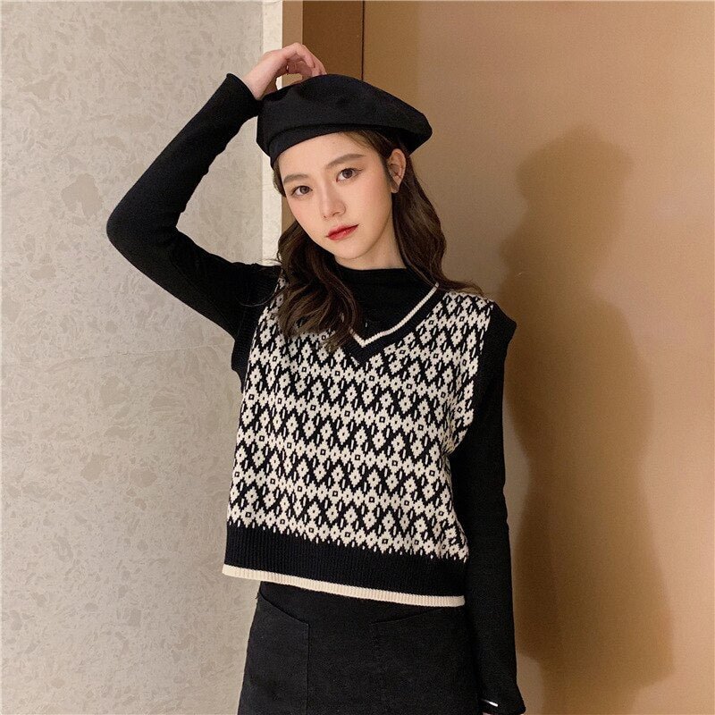 Sweater Vest Women Vintage College Korean Style Sweet All-match Autumn Cloth Tank Top Fashion Leisure Printed Simple Hot Sale