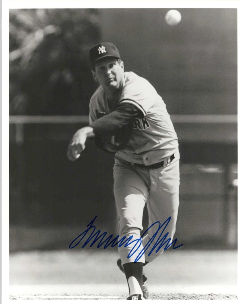 Tommy John Signed Autographed Glossy 8x10 Photo Poster painting - New York Yankees