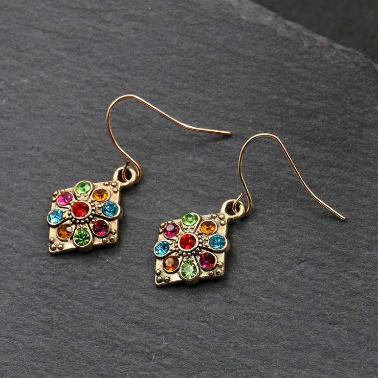 Women's Retro Creative Earrings