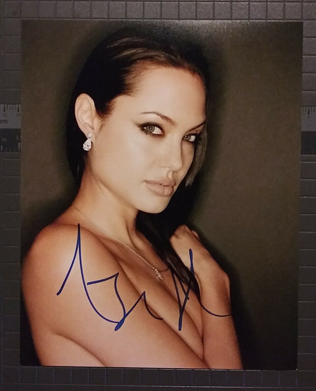 Angelina Jolie signed 8x10