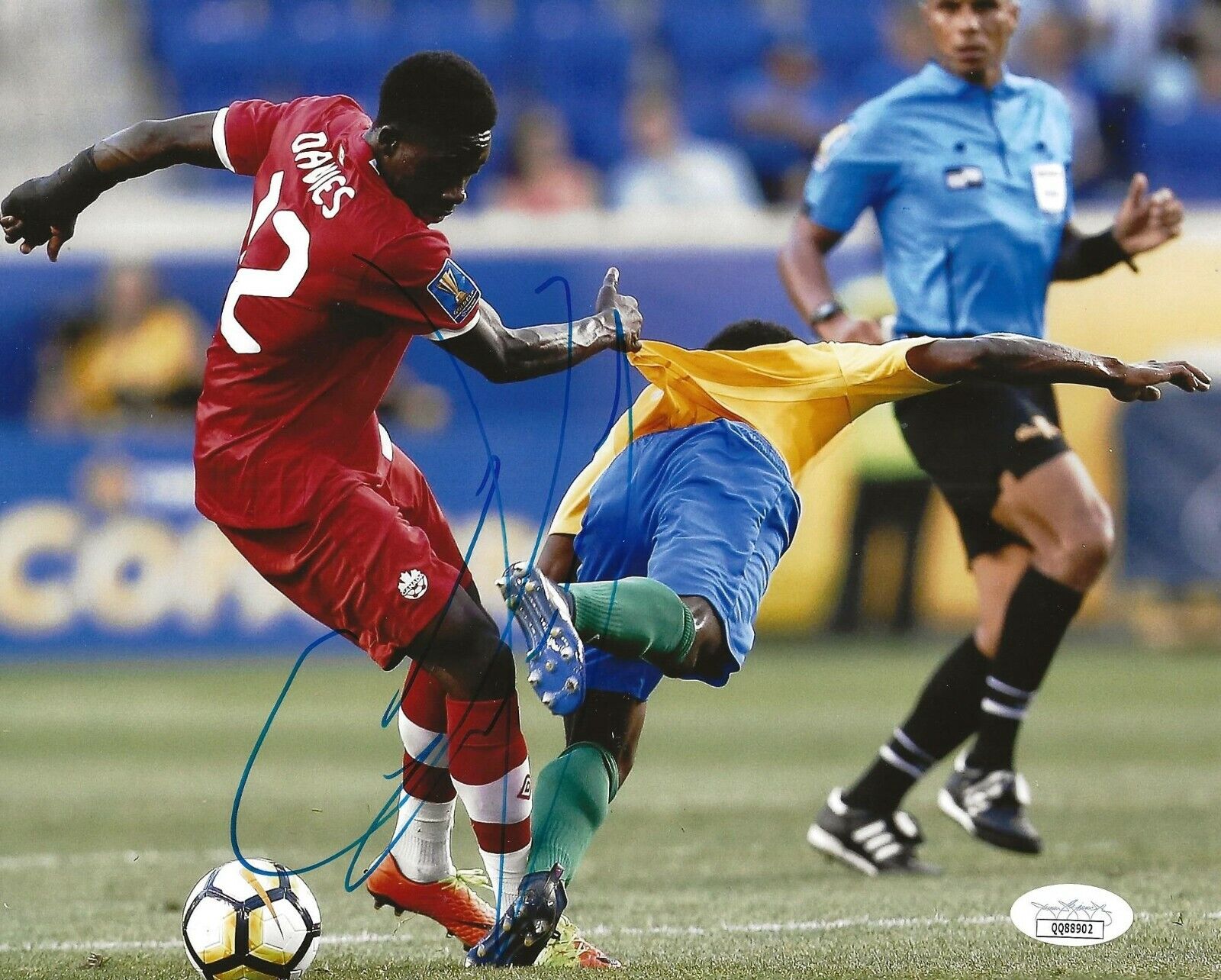 Alphonso Davies FC Bayern Munich signed Team Canada 8x10 Photo Poster painting autographed 3 JSA