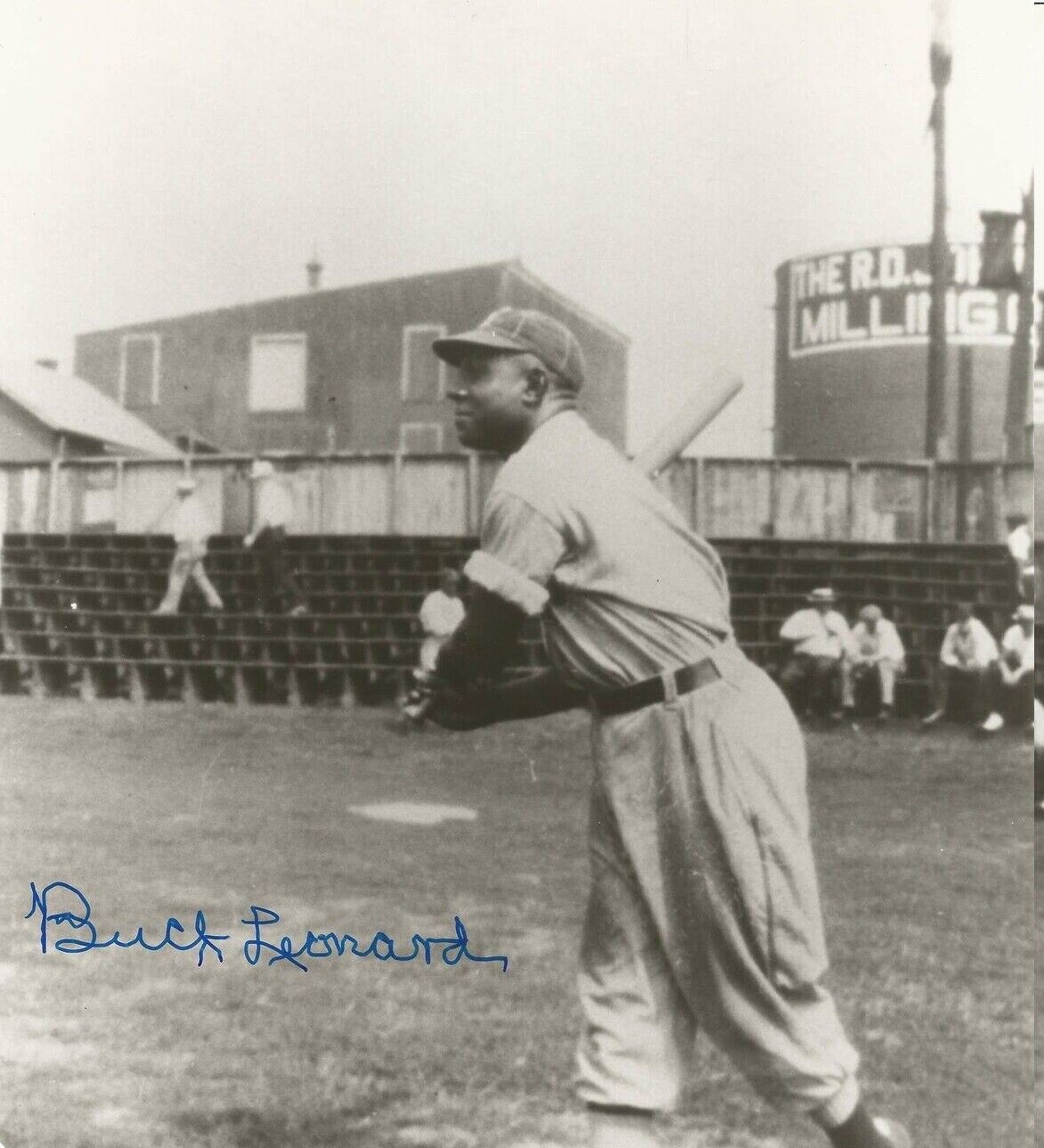 Buck Leonard Autographed Signed 8x10 Photo Poster painting ( HOF Negro League ) REPRINT