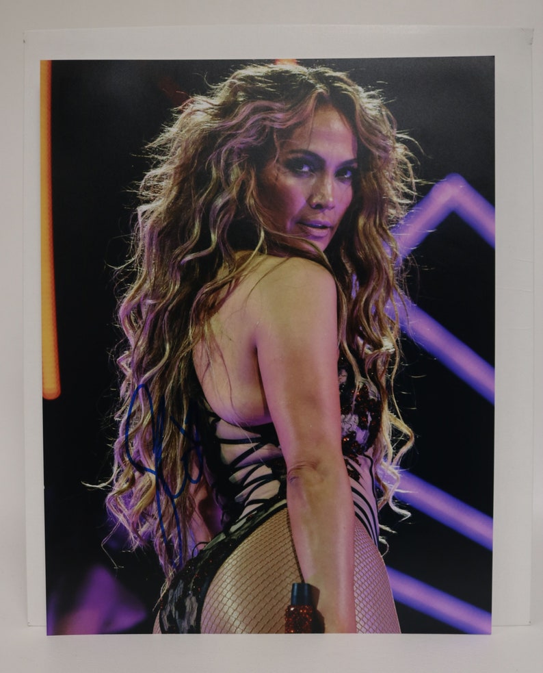 Jennifer Lopez Signed Autographed Glossy 11x14 Photo Poster painting - COA Matching Holograms