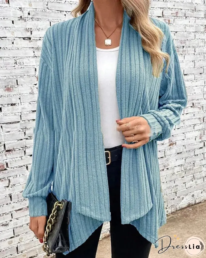Relaxed and Timeless Cardigan