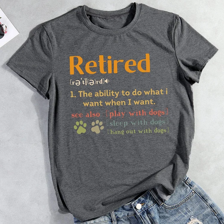 Retired Dog Mom T-Shirt-013020