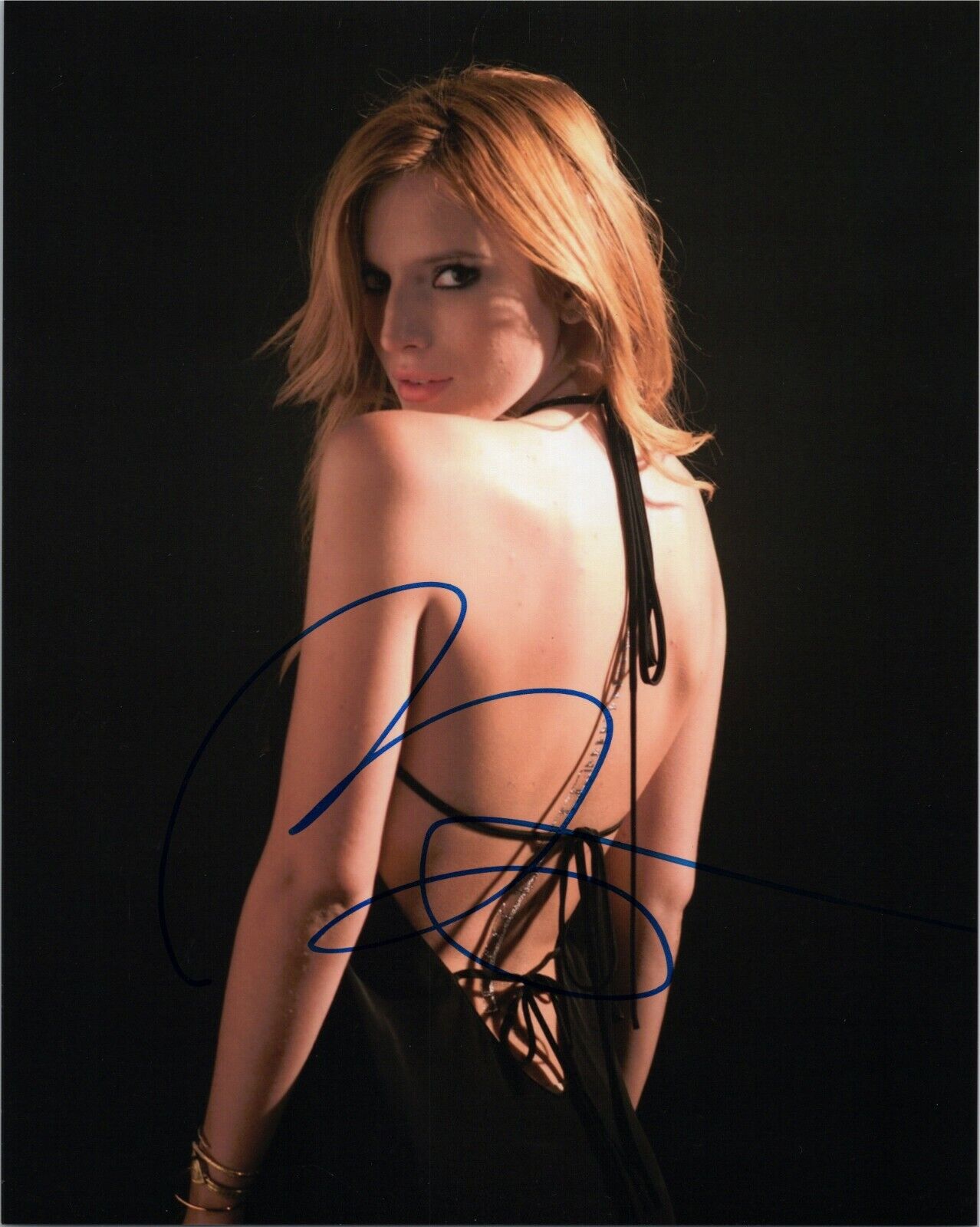 ~~ BELLA THORNE Authentic Hand-Signed SEXY POSE